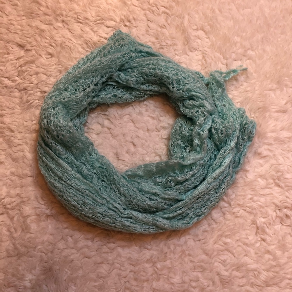 H&M Long Blue Knit Scarf